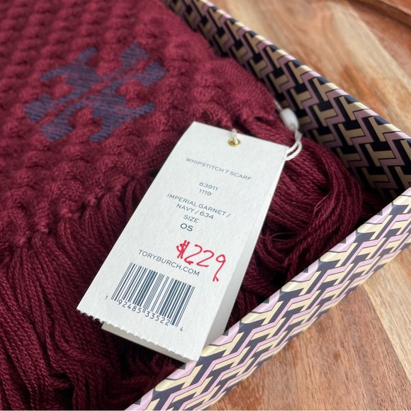 (SOLD) Tory Burch WHIPSTITCH T SCARF in IMPERIAL GARNET Burgundy - Picture 6 of 10